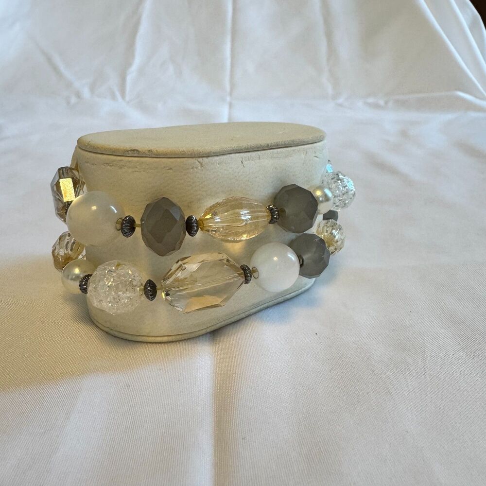 Set of 2 Elegant Beaded Bracelet Set - Picture 3 of 3